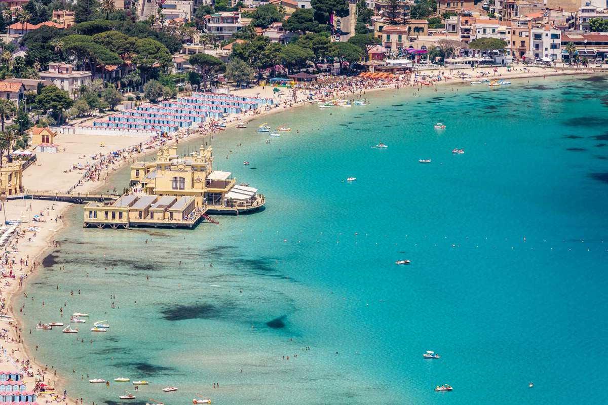 Spiaggia famosa a Palermo